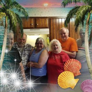 Meet your Posher, Marie